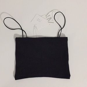 Cute little black top